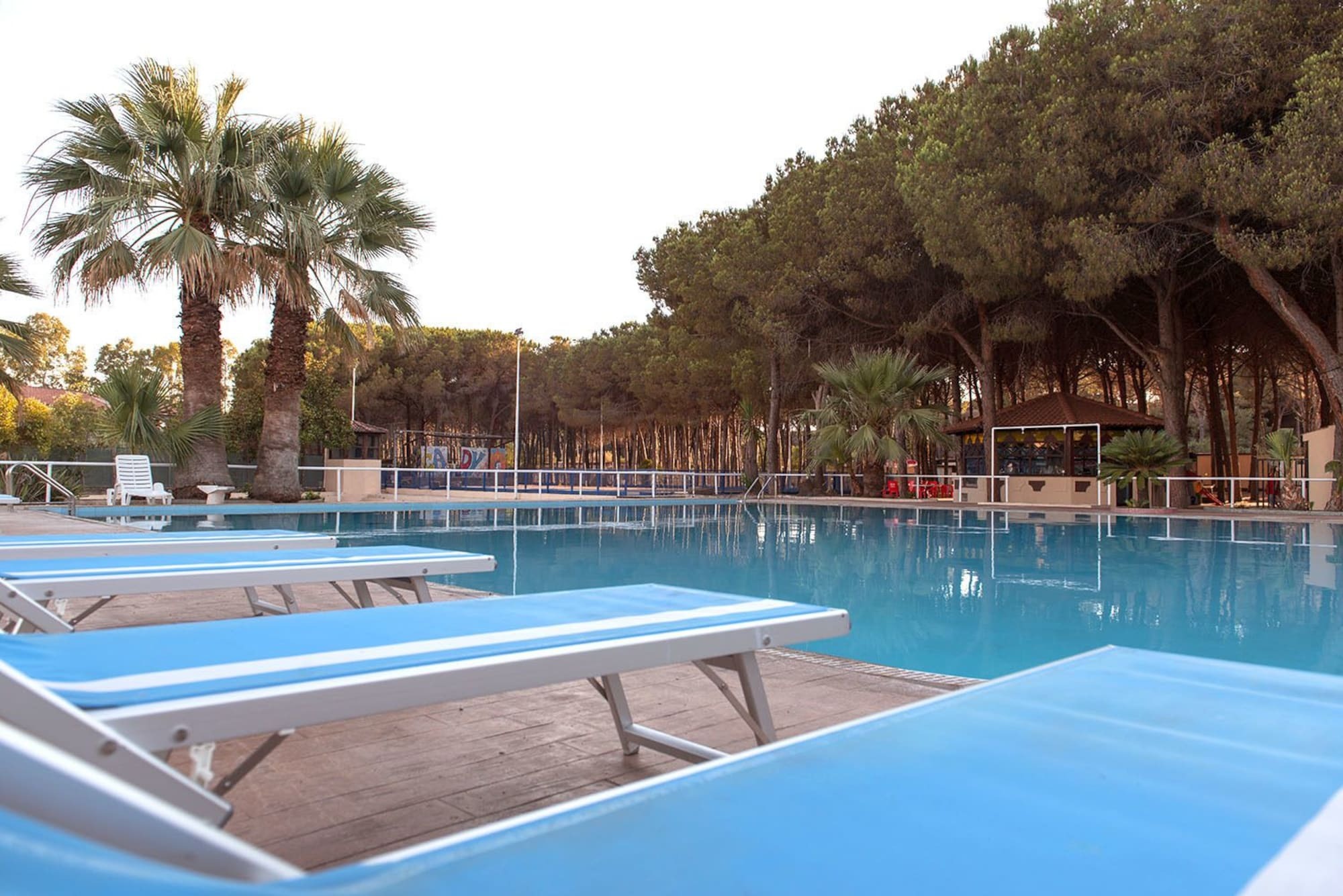 Villaggio Camping Pinetamare Пиццо Экстерьер фото